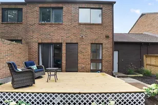 261 Heritage Commons St SE, Grand Rapids, MI 49503 - Photo 15