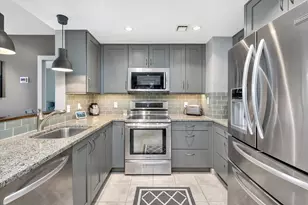 103 Campau Cir NW, Grand Rapids, MI 49503 - Photo 9