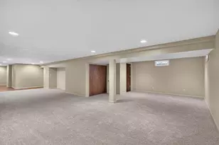 903 Thorntree Blvd, Jackson, MI 49203 - Photo 45
