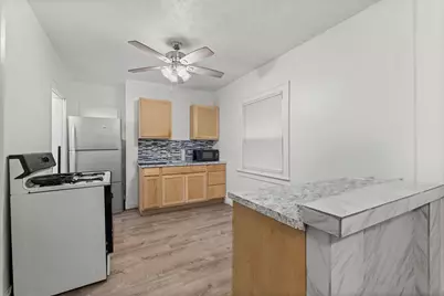 18701 Cherrylawn Avenue, Detroit, MI 48221 - Photo 11