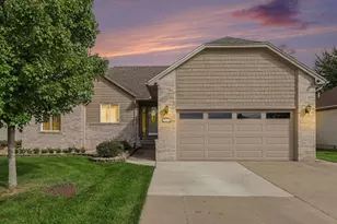 48680 Wheatfield St, Chesterfield, MI 48051 - Photo 1