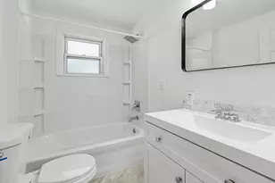 21 Frontenac St SE, Wyoming, MI 49548 - Photo 11