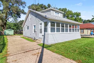 21 Frontenac St SE, Wyoming, MI 49548 - Photo 1