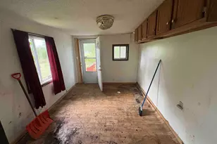 1055 Hall St, Benton Harbor, MI 49022 - Photo 13