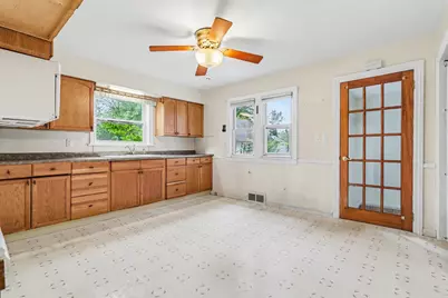 7902 Lovers Lane, Portage, MI 49002 - Photo 7