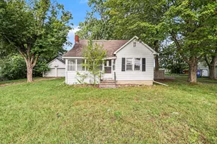 7902 Lovers Ln, Portage, MI 49002 - Photo 1