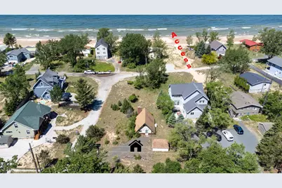 55 S Lighthouse Drive, Mears, MI 49436 - Photo 3