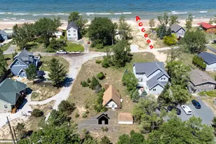 55 S Lighthouse Dr, Mears, MI 49436 - Photo 3
