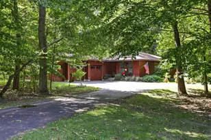 05100 Beechwood Ln, South Haven, MI 49090 - Photo 1
