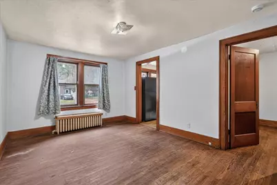 190 W Dale Avenue, Muskegon, MI 49441 - Photo 5