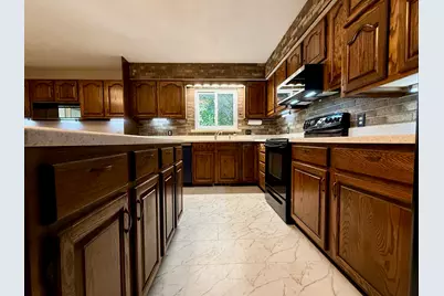 5012 Tressa Drive, Lansing, MI 48910 - Photo 11