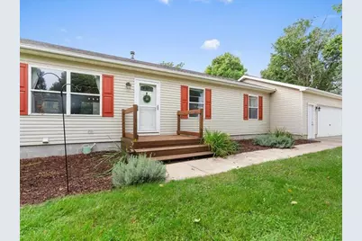 1415 W Centerline Road, Saint Johns, MI 48879 - Photo 7