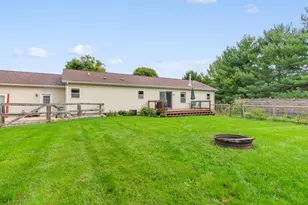 1415 W Centerline Rd, Saint Johns, MI 48879 - Photo 31