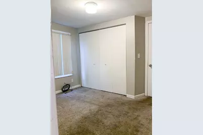 21517 Jacksonville Street, Farmington Hills, MI 48336 - Photo 13