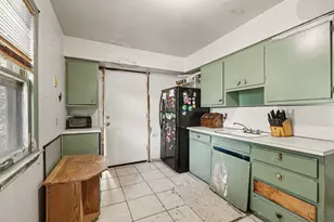 6544 Southfield Fwy, Detroit, MI 48228 - Photo 5