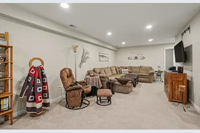 2133 S Van Kal Street, Kalamazoo, MI 49009 - Photo 21
