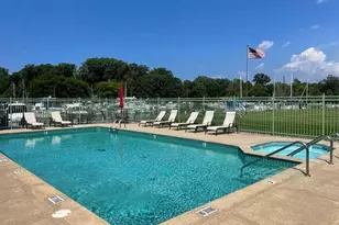 815 Wells St, South Haven, MI 49090 - Photo 23