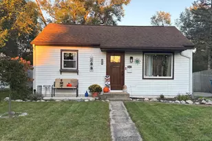 232 N Woodlawn Ave, Battle Creek, MI 49037 - Photo 1