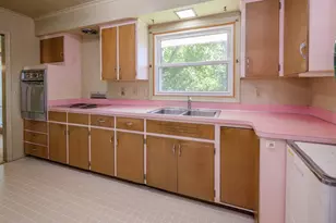 2906 Sunnycrest Dr, Kalamazoo, MI 49048 - Photo 7