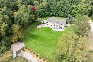 4970 Rosewood St, Hudsonville, MI 49426 - Photo 15