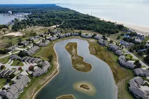 1619 E Harbour Towne Cir, Muskegon, MI 49441 - Photo 33