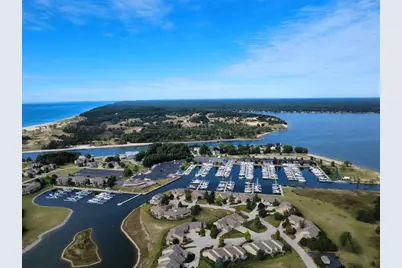 1619 E Harbour Towne Circle, Muskegon, MI 49441 - Photo 35