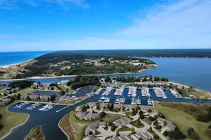 1619 E Harbour Towne Cir, Muskegon, MI 49441 - Photo 35