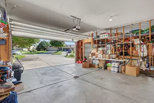 1619 E Harbour Towne Cir, Muskegon, MI 49441 - Photo 25