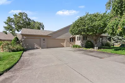 1619 E Harbour Towne Circle, Muskegon, MI 49441 - Photo 3
