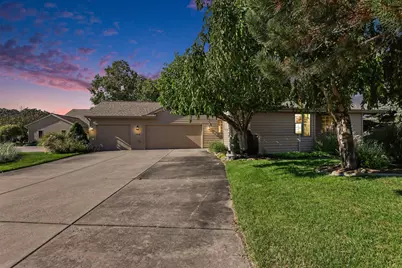 1619 E Harbour Towne Circle, Muskegon, MI 49441 - Photo 1