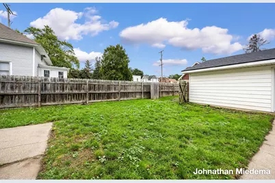 854 Burton Street SW, Wyoming, MI 49509 - Photo 33