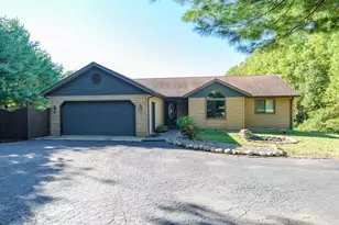29455 58th Ave, Paw Paw, MI 49079 - Photo 1