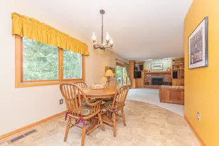 3593 Frederick Dr, Ann Arbor, MI 48105 - Photo 11