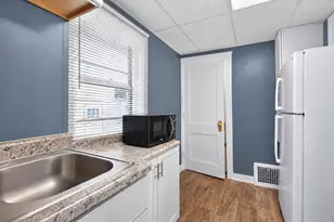 704 Orange St, Jackson, MI 49202 - Photo 13
