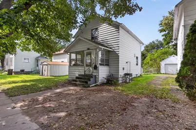 704 Orange Street, Jackson, MI 49202 - Photo 3