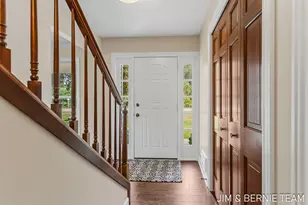 310 W 48th St, Holland, MI 49423 - Photo 5