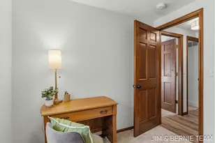 310 W 48th St, Holland, MI 49423 - Photo 39