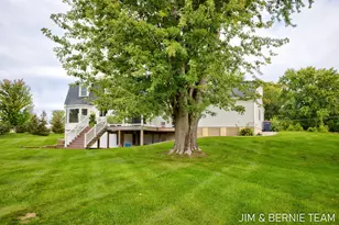 310 W 48th St, Holland, MI 49423 - Photo 57