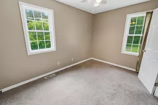 9050 Almena Dr, Kalamazoo, MI 49009 - Photo 27