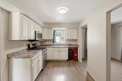 9050 Almena Drive, Kalamazoo, MI 49009 - Photo 13
