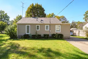 128 24th St N, Battle Creek, MI 49015 - Photo 3