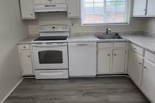 25341 Shiawassee Cir, Southfield, MI 48033 - Photo 7