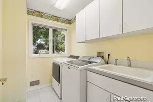 1524 Lakeshore Dr, Muskegon, MI 49441 - Photo 27
