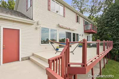 1524 Lakeshore Drive, Muskegon, MI 49441 - Photo 9