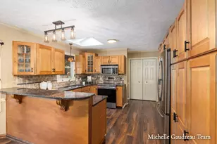 1136 Country Club Dr, Hastings, MI 49058 - Photo 13