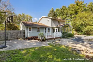 1136 Country Club Dr, Hastings, MI 49058 - Photo 37