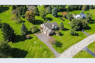 1978 Mayfair Drive, White Lake, MI 48383 - Photo 47