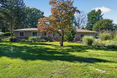 630 Gilbert Street, Jackson, MI 49202 - Photo 3