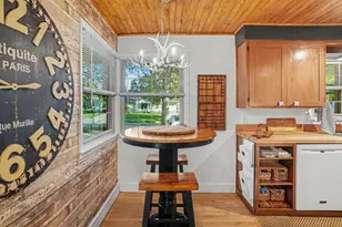 1050 Park Ave, Grand Haven, MI 49417 - Photo 9