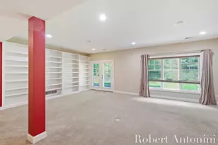 2025 Pine Nook Ct NE, Grand Rapids, MI 49525 - Photo 37